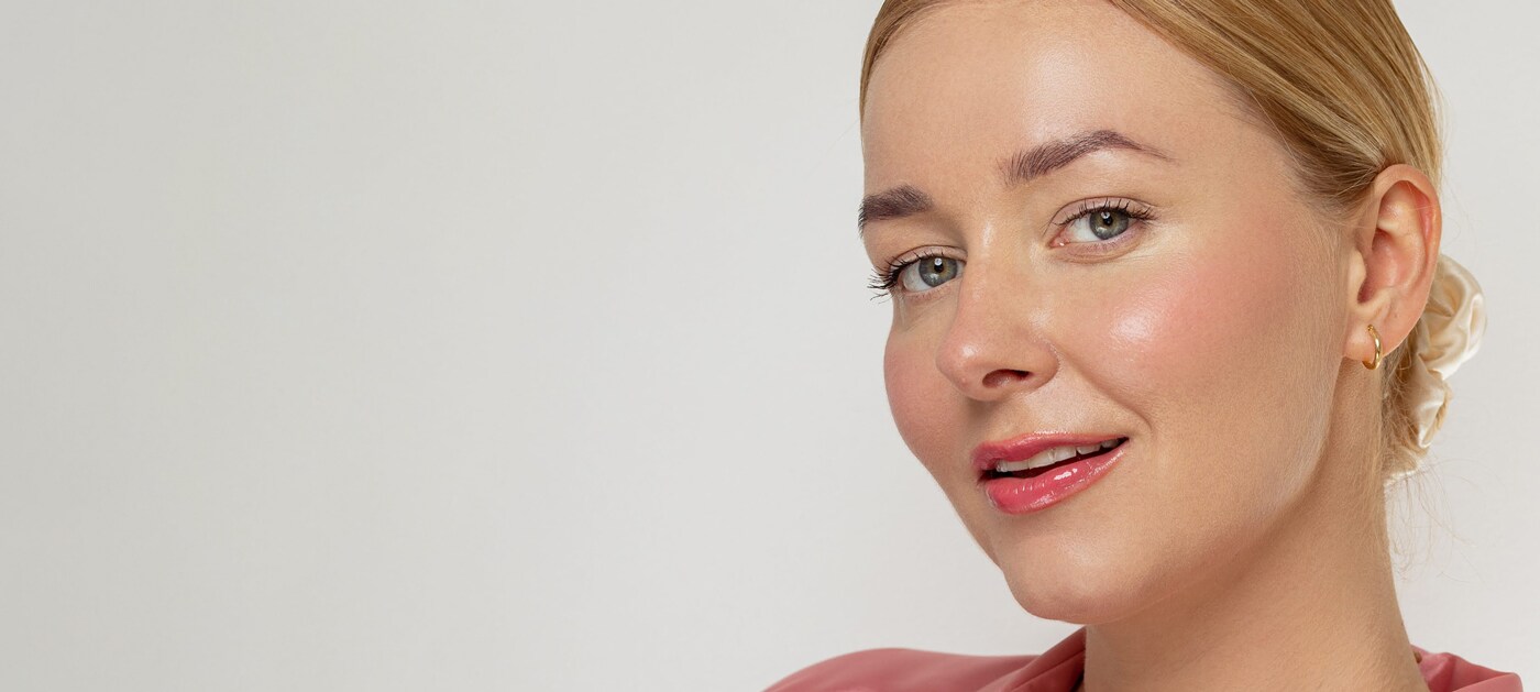 Trends To Try. Sunburnt Blush Look.