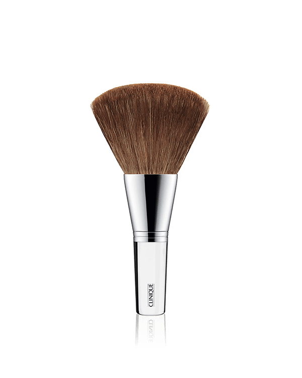 Štětec Bronzer/Blender Brush, Štětec na bronzer, který perfektně splyne s pletí.